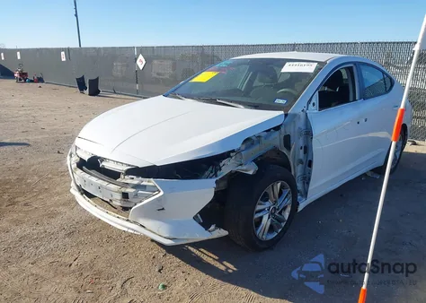 2019 Hyundai Elantra Se z USA, uszkodzony, nr VIN 5NPD74LF8KH421622